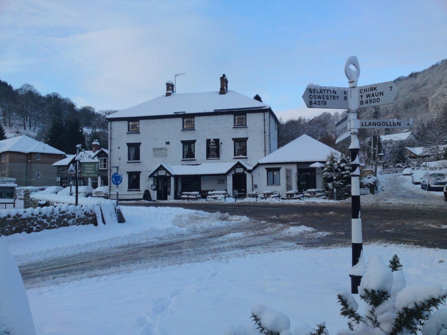 Oyo Glyn Valley Hotel Glyn Ceiriog Экстерьер фото
