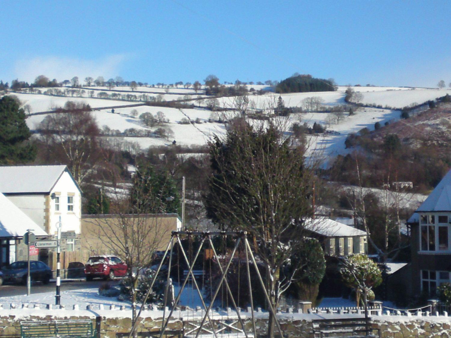 Oyo Glyn Valley Hotel Glyn Ceiriog Экстерьер фото